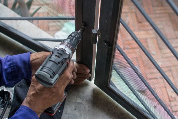 Cost of Steel Window Repair in Asheville
